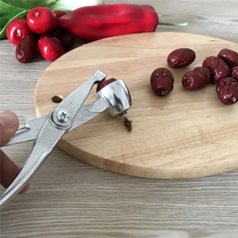 Alat Pembuang Inti Buah Cherry Bahan Aluminum Warna Merah Zaitun Untuk Dapur