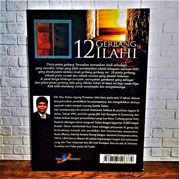 12 Gerbang Ilahi Petrus Agung Purnomo Buku Rohani Kristen Profetik Bahtera Mahanaim