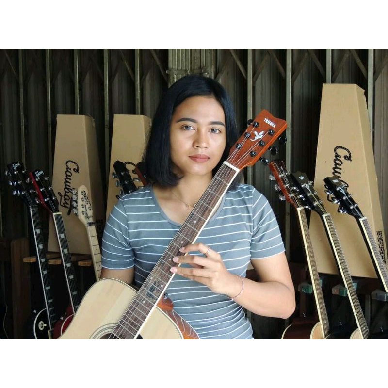 GITAR AKUSTIK YAMAHA F310