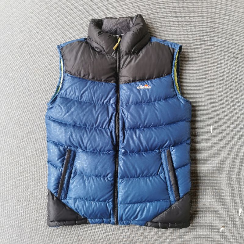 ELLESSE DOWN VEST ROMPI BULANG SECOND SIZE M FIT L
