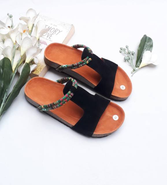 SB //  SANDAL TALI ETNIC HITAM // WARNA TALI RANDOM