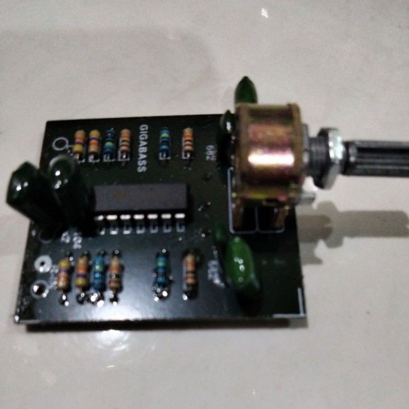 GIGA BASS LM 324 SUPER BASS