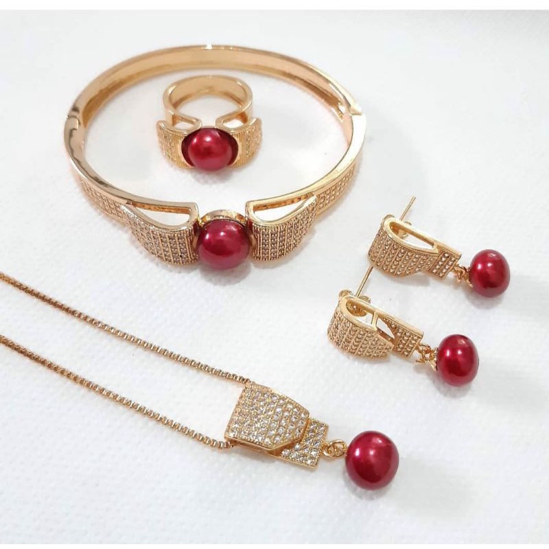 Satu set perhiasan mutiara Lombok asli / set perhiasan / set perhiasan xuping / set perhiasan titani