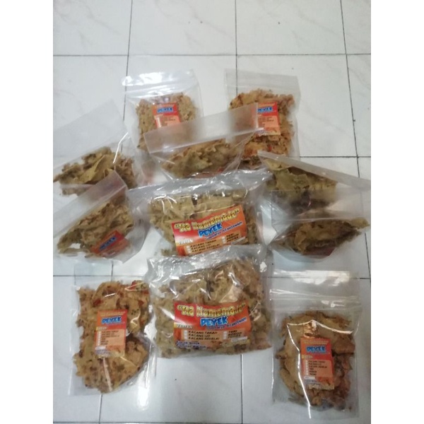 

rempeyek kacang bang jago