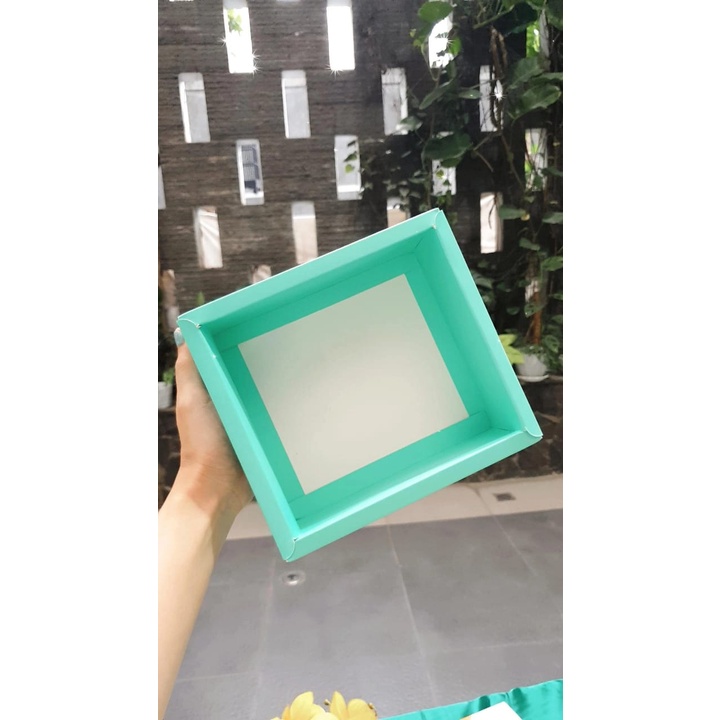 

15x17x7 cm BOX PREMIUM LEBARAN / IDUL FITRI FLORAL ORANGE FREE PITA