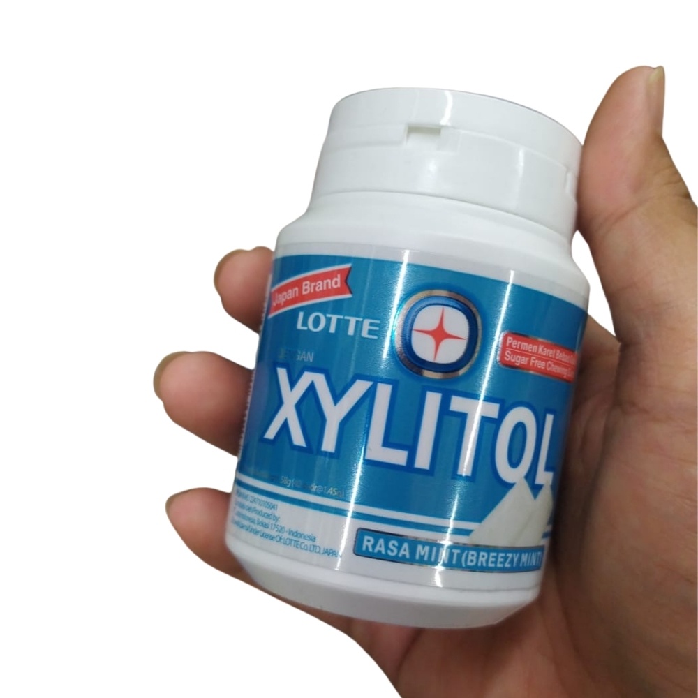 

Xylitol Lotte Botol 58gr isi 40 butir Permen Karet Rasa Mint Sensasi Segar