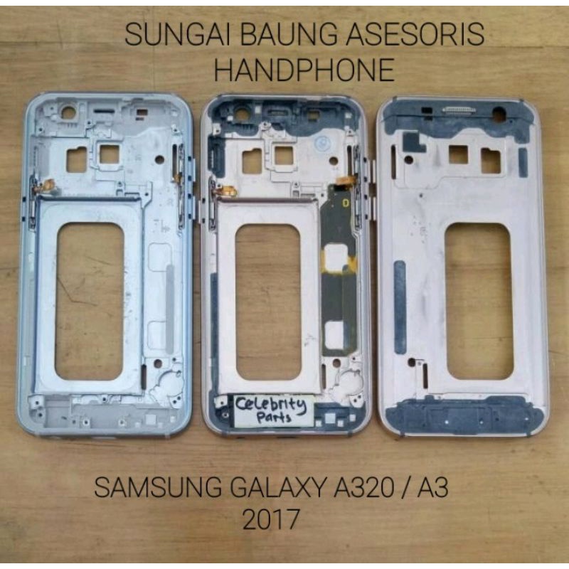 FREME LCD TATAKAN LCD TULANG TENGAH SAMSUNG GALAXY A3 2017 / A320
