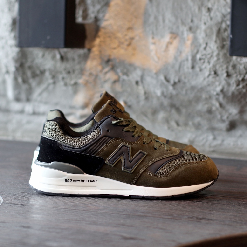(BONUS KAOS KAKI)New Balance 997 Made In Usa Grey / New Balance 997 Duck Camo