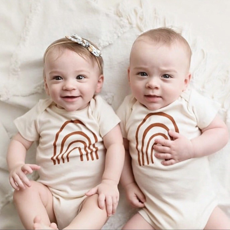 Classic rainbow tee / romper bayi