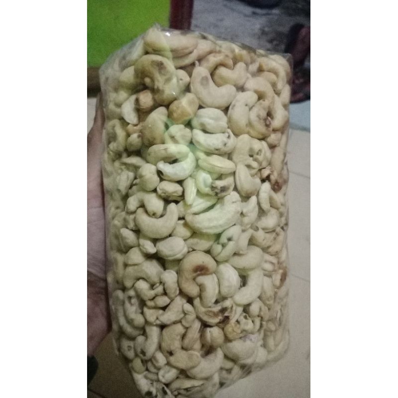 

Kacang Mete Utuh SK1 Premium 1kg Termurah