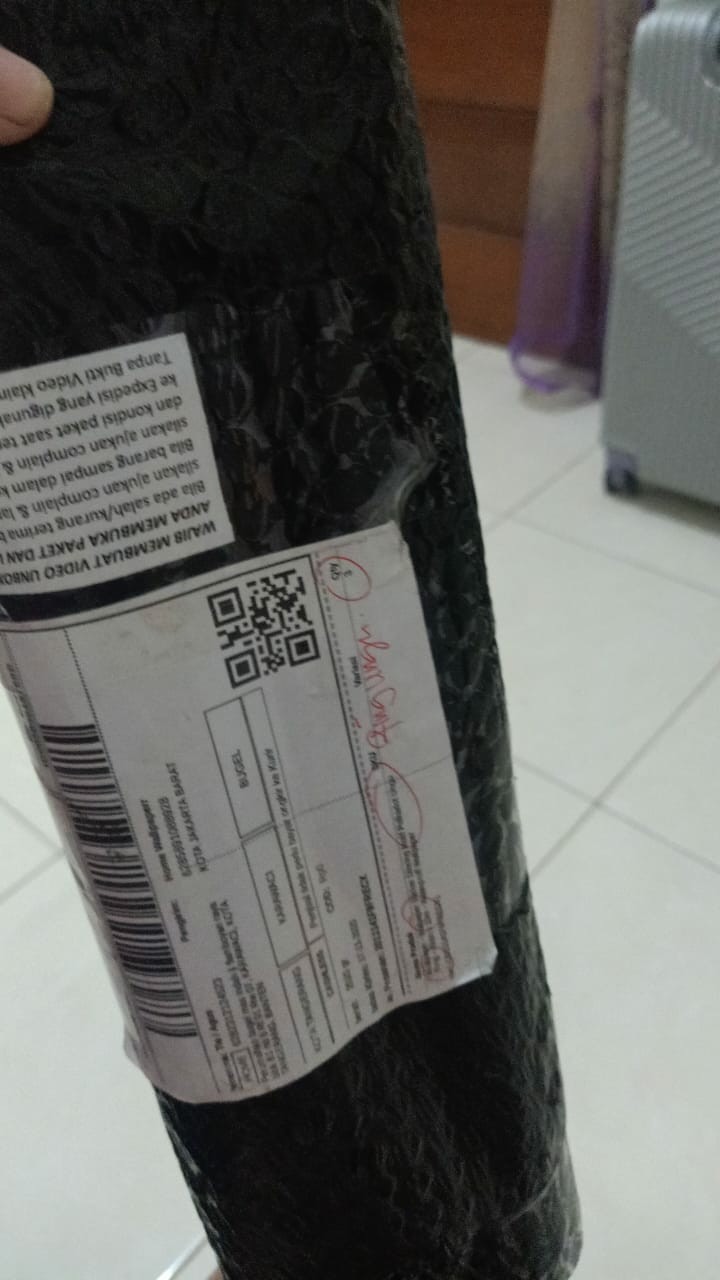 Wallpaper - Walpaper Sticker Dinding Motif Polkadot Ungu Ring - 45cm X 10m - Waterproff Wallpaper