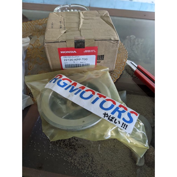 center clutch dudukan kampas kopling cbr 150r old fi cbu
