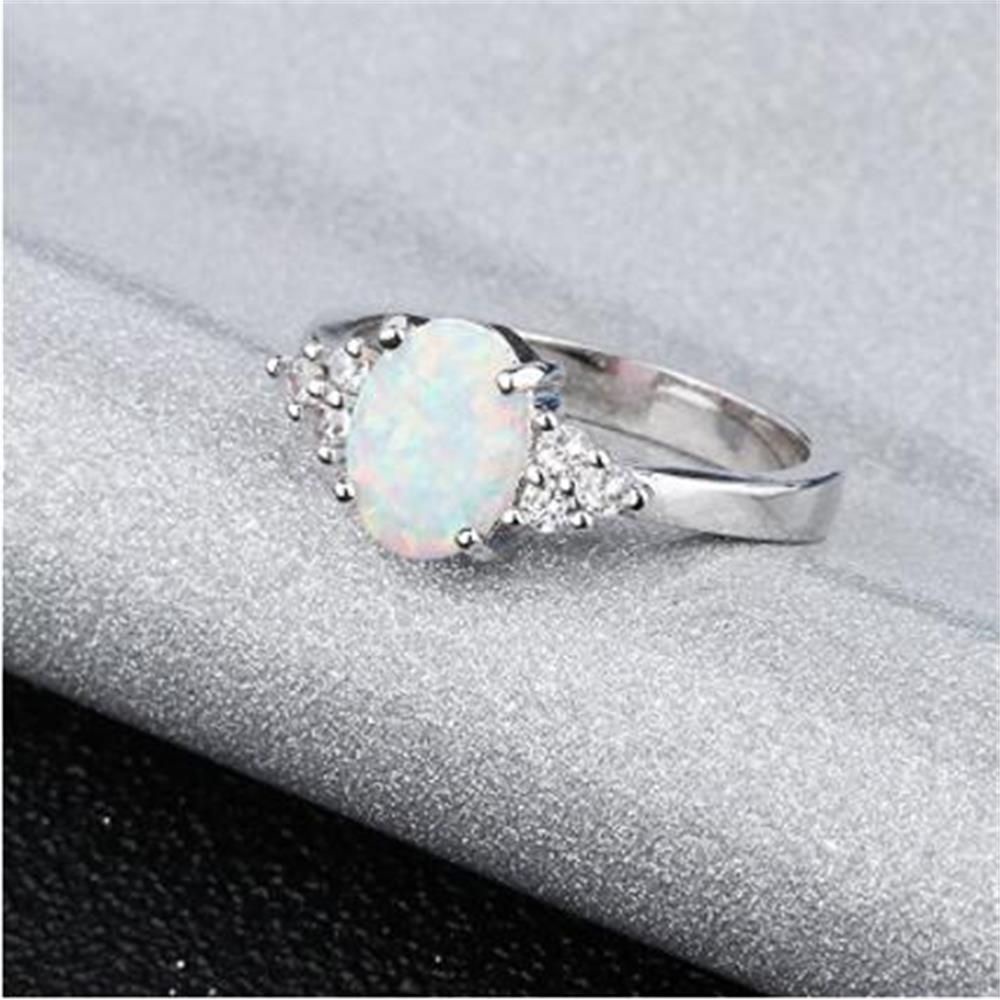 WONDERFUL Hot White Opal Ring Wedding Fashion Crystal Party Jewelry Gift for Women New Trendy Valentine's Day Gift