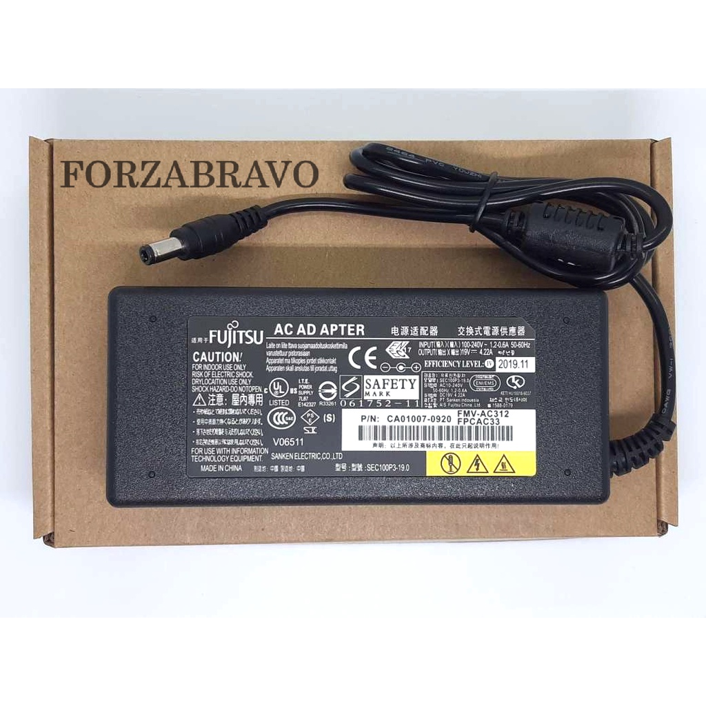 Adaptor Charger Laptop Fujitsu S2210 S6310 S6311 S6410 S7010 S7010D 19V 4.22a 5.5*2.5mm
