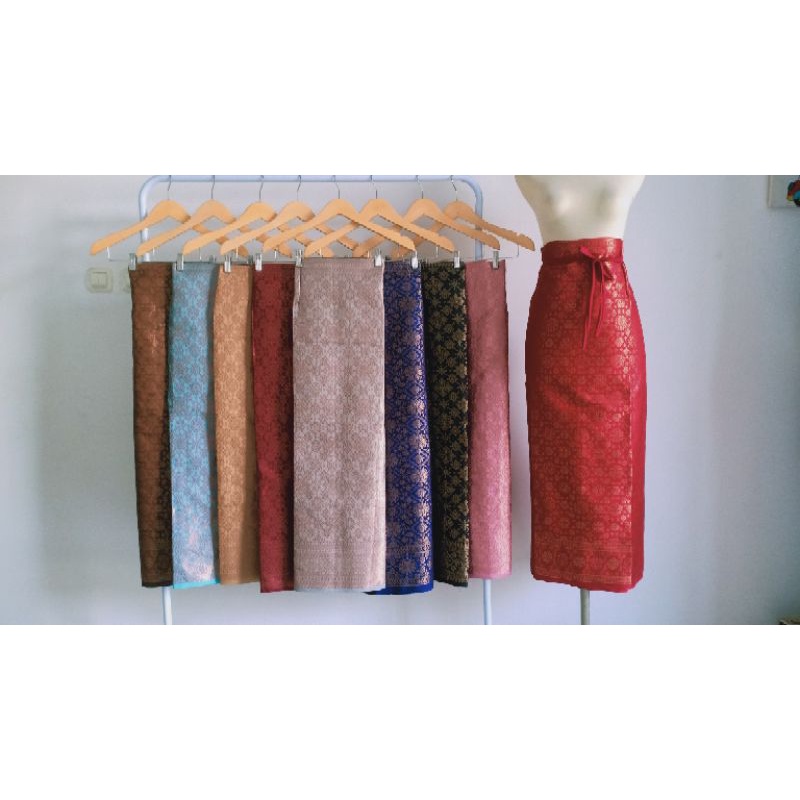 kain lilit songket stok tinggal merah dan maroon