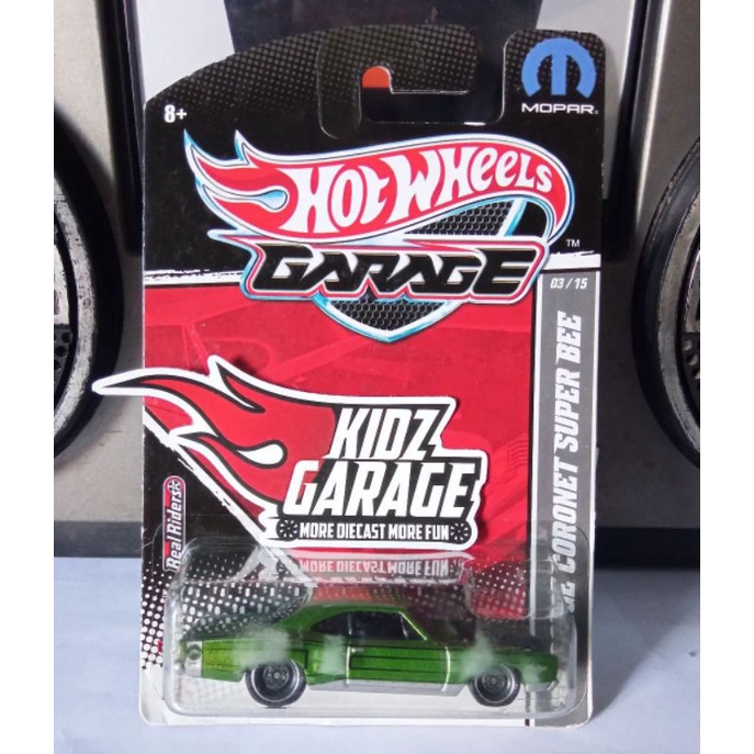 Hot Wheels Garage Dodge Coronet Super Bee