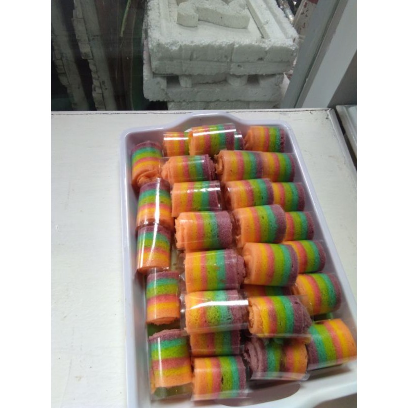 

Rainbow Mini Roll Cake 10 pcs