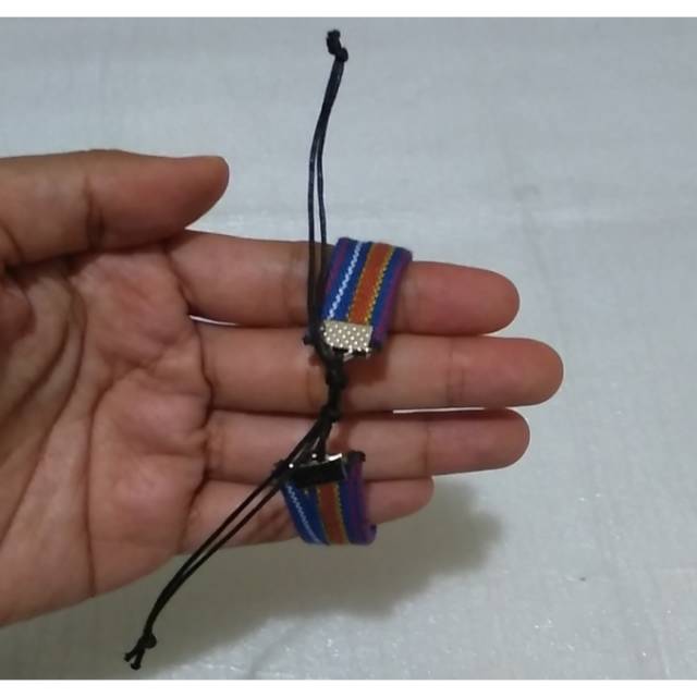 Gelang Tenun Etnik Toraja Stopper Tali Gelang Pendaki Gunung