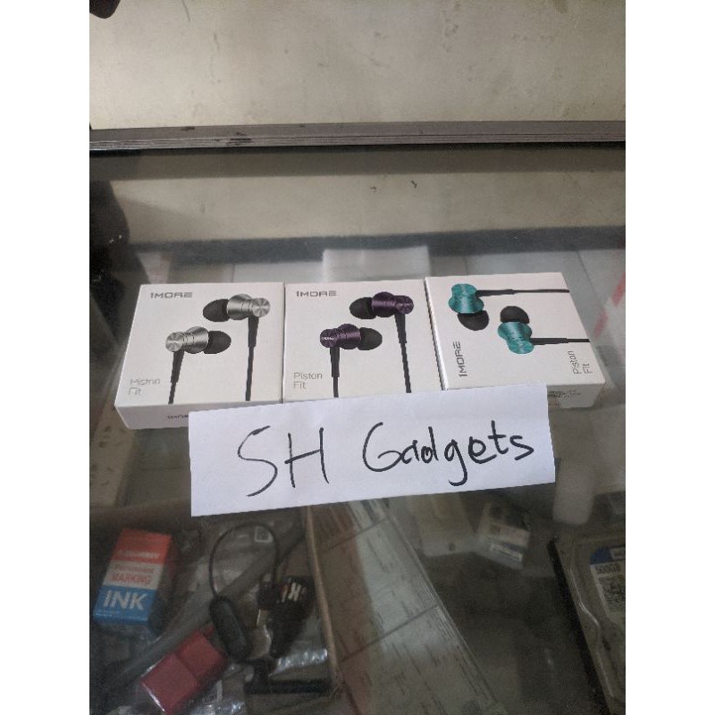 1More Piston Fit Earphone Headset
