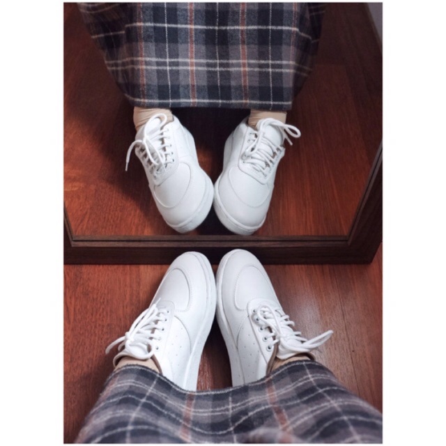 WHITE SNEAKERS - Sepatu wanita / sneakers wanita