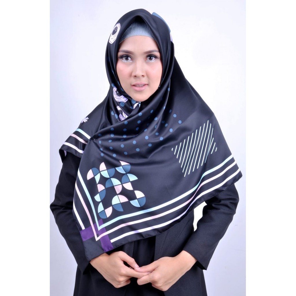 Jilbab Segiempat Corak Motif ASTER KLIM