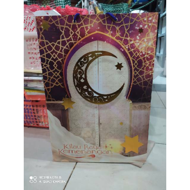 

(lebaran)Paper bag buku lebaran isi 12pcs terlaris dan termurah bahan tebal