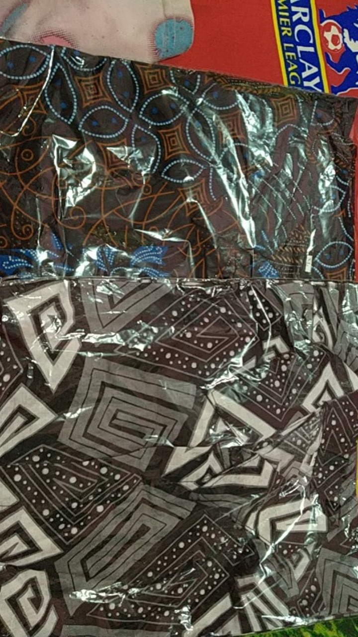 Kemeja Batik Pria Motif Seno Biru