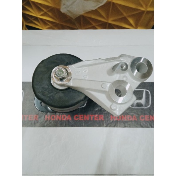 engine mounting gantungan mesin dudukan mesin kanan odyssey rb1 rb2 rb3  2004 2005 2006 2007 2008 2009 2010 2011 2012 2013 elysion