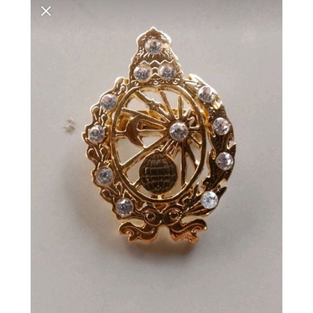 Bros Lambang Atau Lencana Keraton Surakarta Hadiningrat