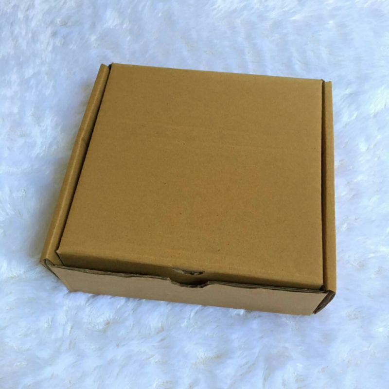 

Kardus Pizza Box Corrugated tebal Dus Kardus Box Dus kue Dus pizza uk 16x16x5, 21x21x5