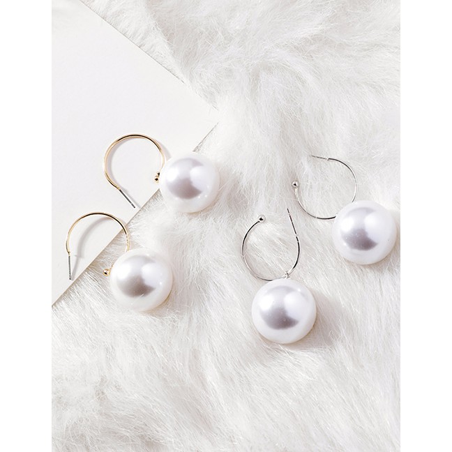 LRC Anting Tusuk Fashion Color Pearl Decorated Earrings F1786X