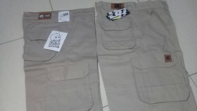 YANG LAGI HITS Celana Cargo Pendek Pria Army Loreng Ufc Venum Mma Pantai Gym Lari Size 27-38 bisacod