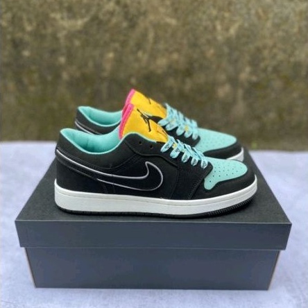 NIKE AIR JORDAN 1 AURORA GREEN LOW