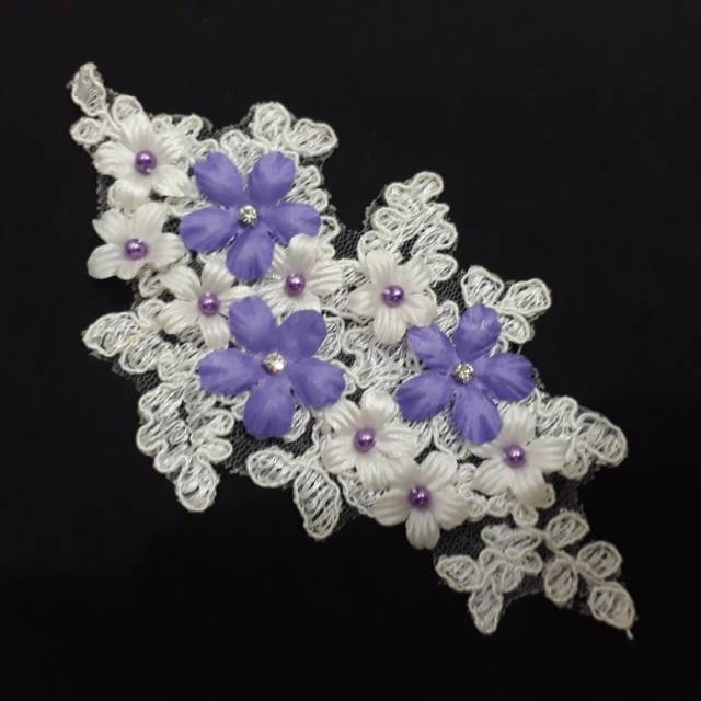 Headpiece putih ungu / aksesoris hijab / bros kepala