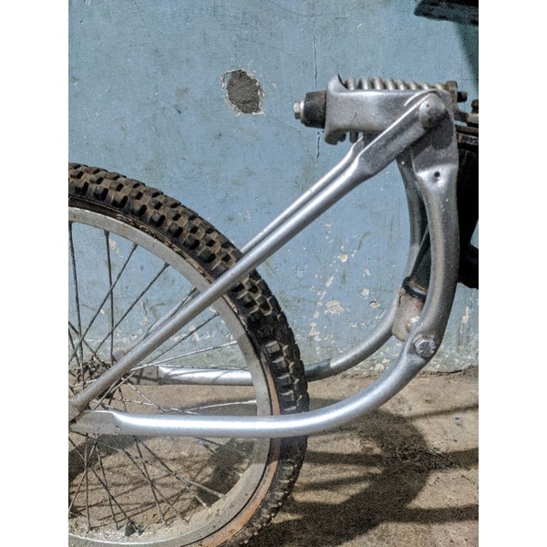 springer sepeda lowrider