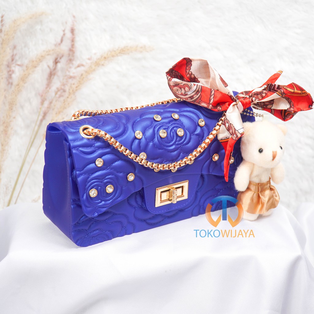 Tas Jelly Matte Maxi Bunga Diamond 22 Cm (Gratis Boneka &amp; Syal)