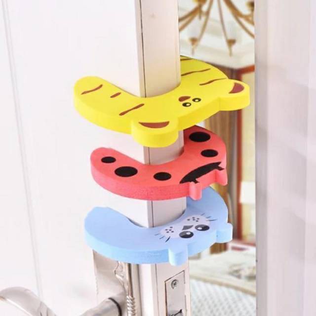 1 pcs DOOR PROTECTOR &amp; STOPPER - Pengganjal &amp; Penahan Pintu Karet Busa chn ganjal ganjel pintu bayi