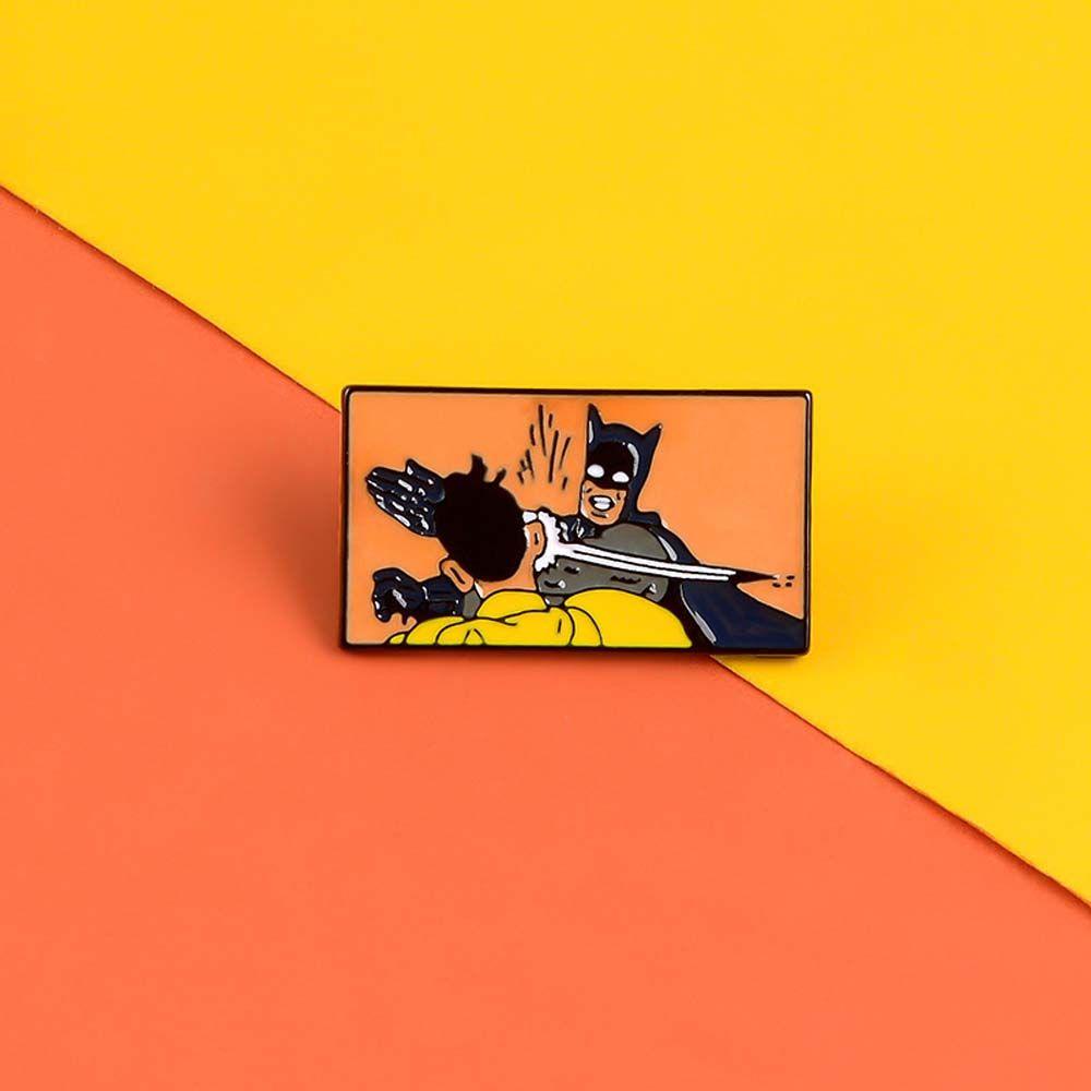 NEEDWAY Masked Man Bros Kerah Bros Fashion Zorro Aksesoris Perhiasan Lucu Lencana Pin Kerah Pin Enamel Pin