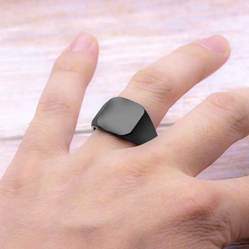 4s Grosir Solo ||  ( PREMIUM ) Cincin Titanium Hitam Polos Motif Pria &amp; Wanita Model Kotak Bergaya Punk / Hip Hop | Cincin Premium Hitam Polos bahan Titanium ANTI KARAT &amp; LUNTUR , serta Anti ALERGI / 100% asli Titanium