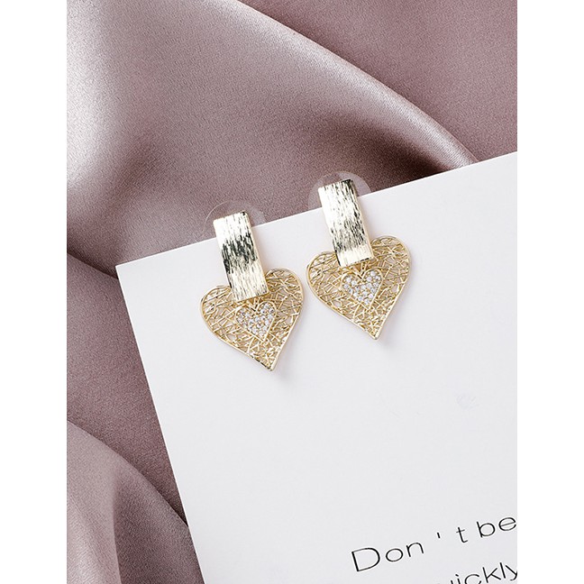 LRC Anting Tusuk Fashion Gold Micro-inlaid Zircon Hollow Love Earrings D48753