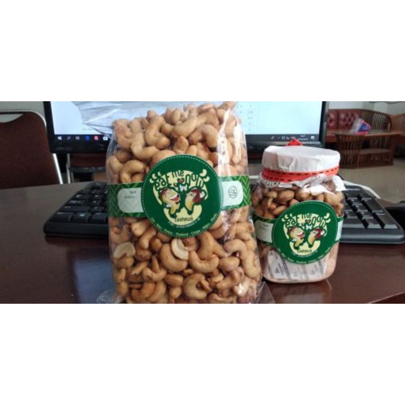 

Kacang Mede