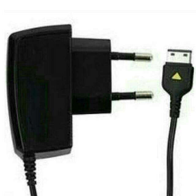 CHARGER SAMSUNG PLIF / SAMSUNG LIPAT FLIP / CARAMEL GT E1272