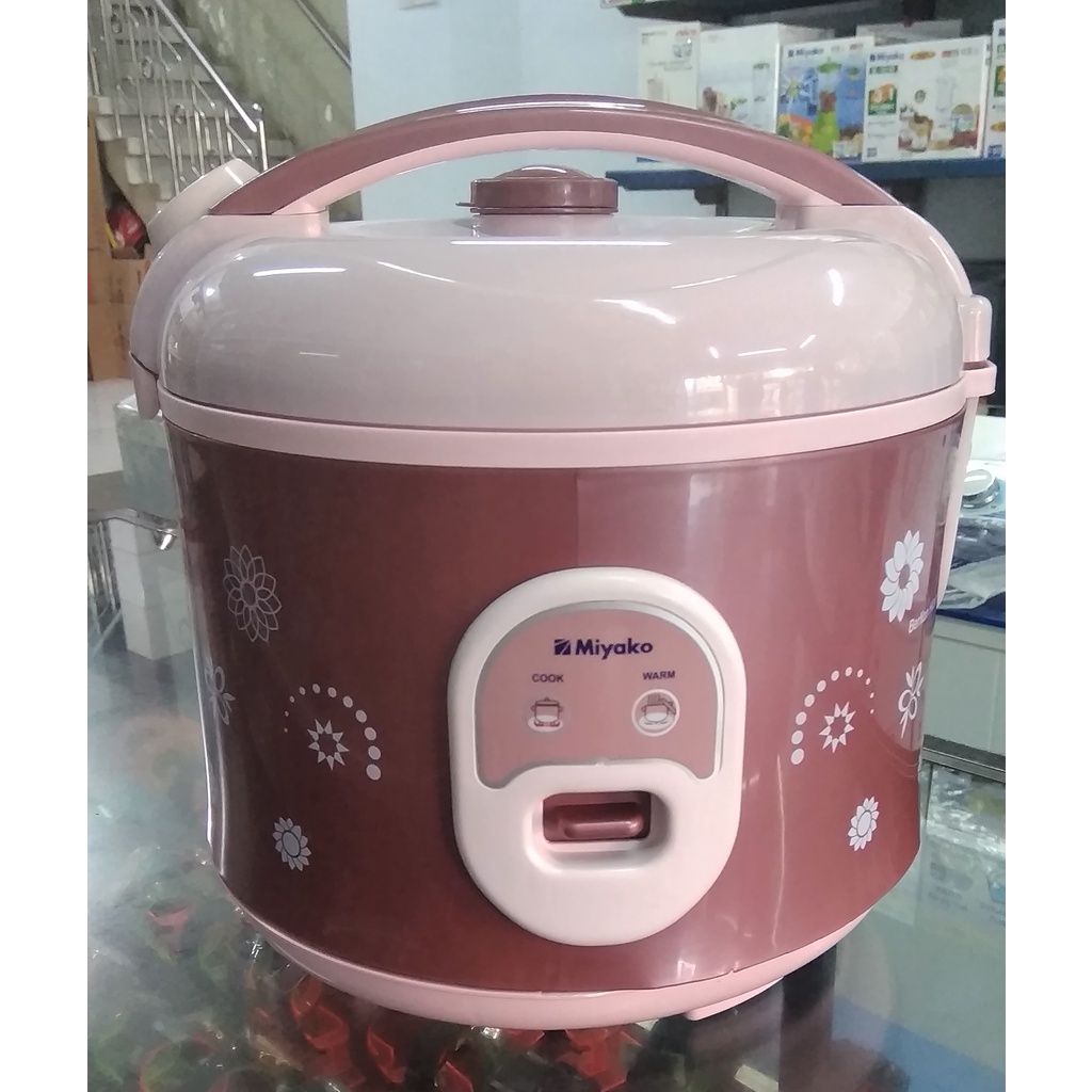 MIYAKO Magic com/Rice Cooker/Penanak Nasi MCM-18 BH Kapasitas 1.8 Liter Berlian Hitam