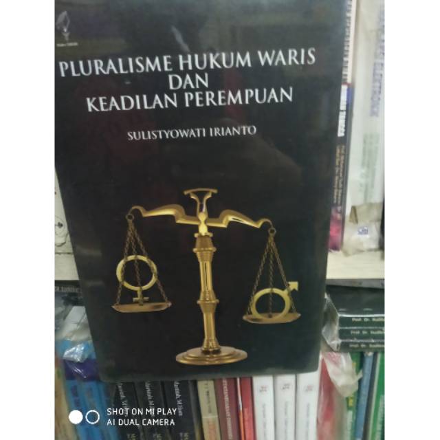 Buku pluralisme hukum waris dan keadilan perempuan
