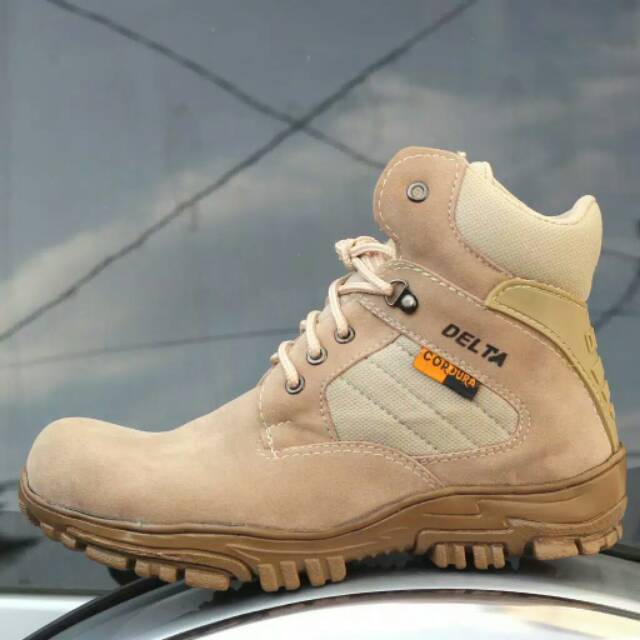 SEPATU BOOTS PRIA TECTICAL HAIKING TERLARIS