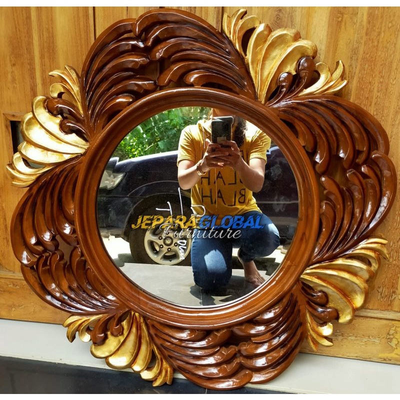 Figura Cermin Ukir Kipas Jati bundar (kaca cermin murah,kaca cermin Jati,figura dinding,kaca hias)