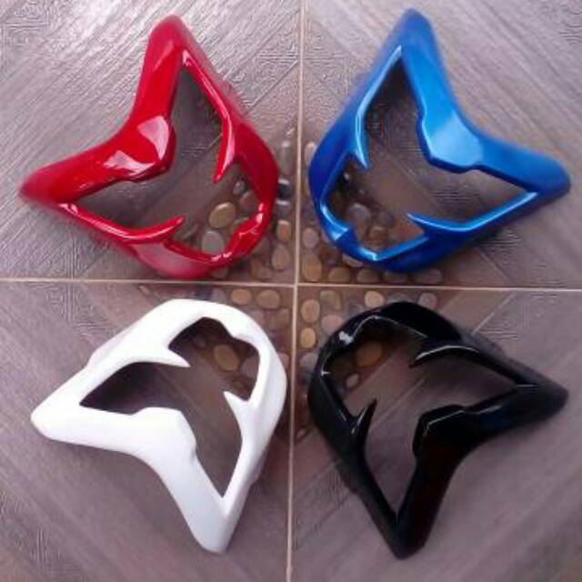 Cover headlamp new megapro