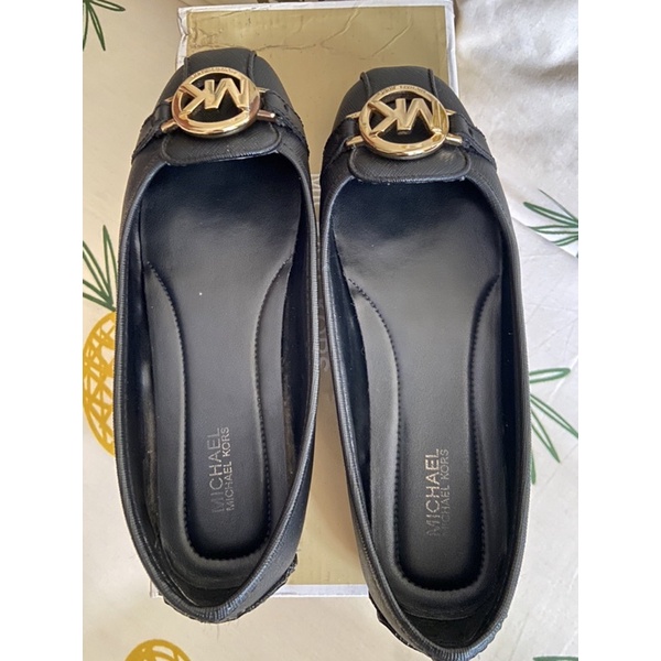 Preloved MK Fulton Moc Saffiano - Size 6