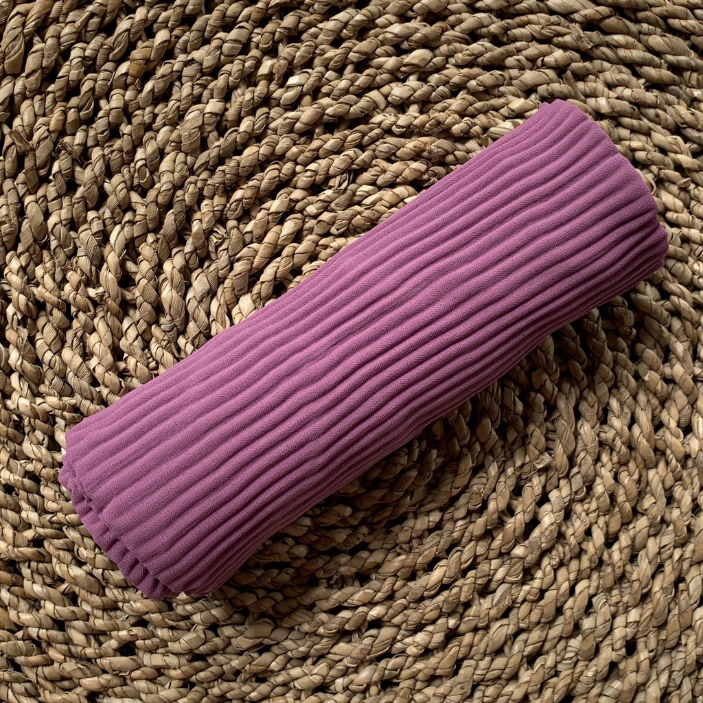 BERGO PLISKET LIDI PREMIUM Jilbab Instan tali Non tali Bahan Ceruty Jahit tepi-Lavender non tali