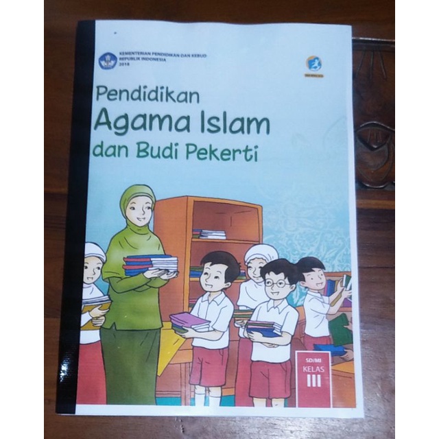 

Buku pendidikan agama Islam kelas 3